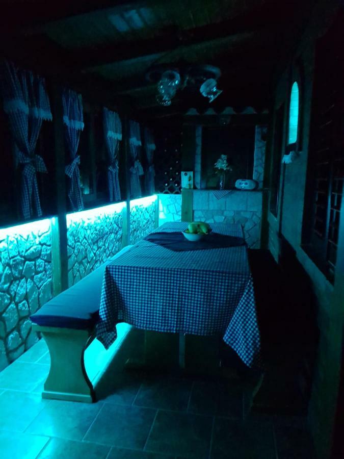 Room Petra In Centertown Senj  Luaran gambar